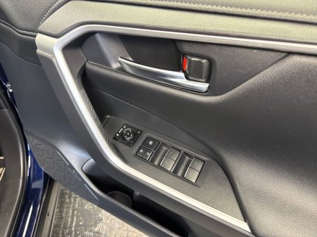 2022 Toyota RAV4 - photo 11
