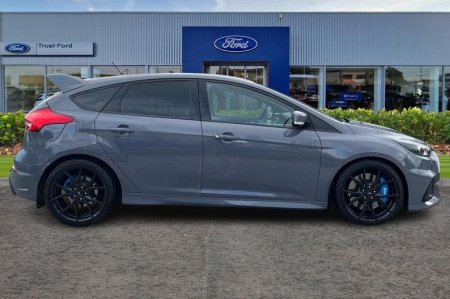 2017 Ford Focus - photo 3