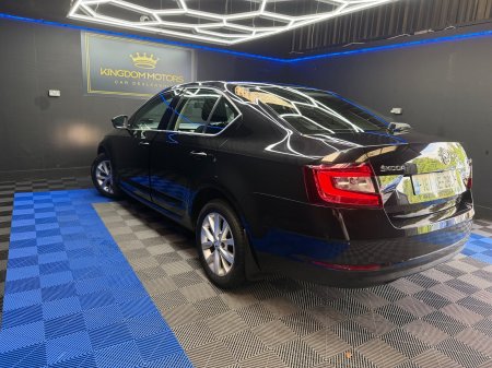 2018 Skoda Octavia - photo 8