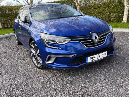 2019 Renault Megane - photo 2