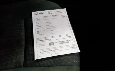 2010 Toyota Auris - photo 10