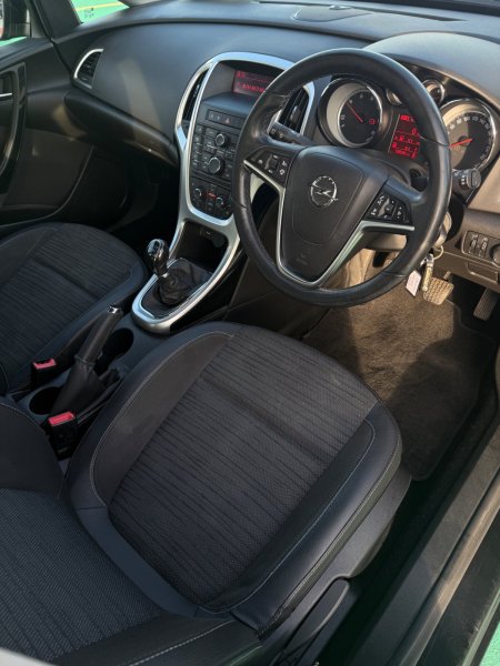 2015 Opel Astra - photo 9