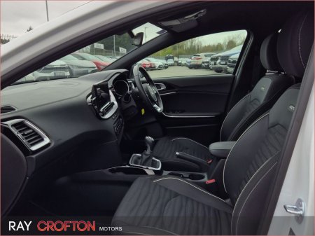 2025 Kia Ceed - photo 6