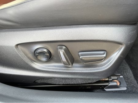2024 Toyota Prius - photo 12
