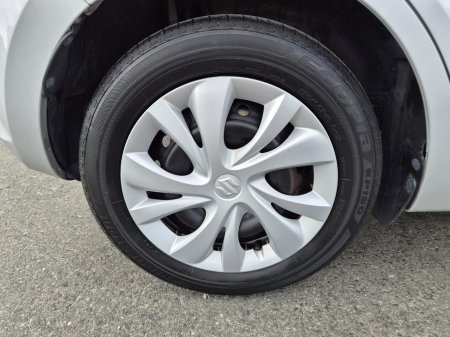 2019 Suzuki Swift - photo 10