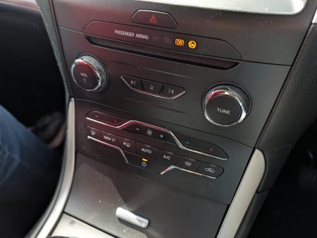 2017 Ford Galaxy - photo 12