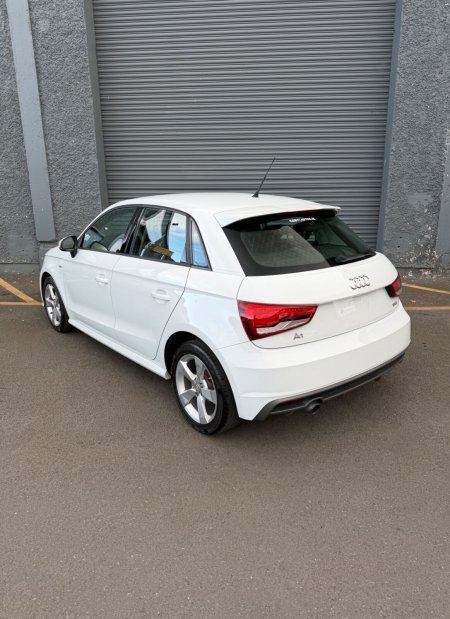 2015 Audi A1 - photo 3