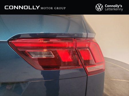 2021 Volkswagen Tiguan - photo 12