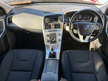 2016 Volvo XC60 - photo 2