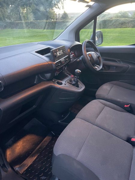 2022 Citroen Berlingo - photo 11