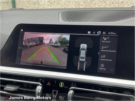 2022 BMW 3-Series - photo 26