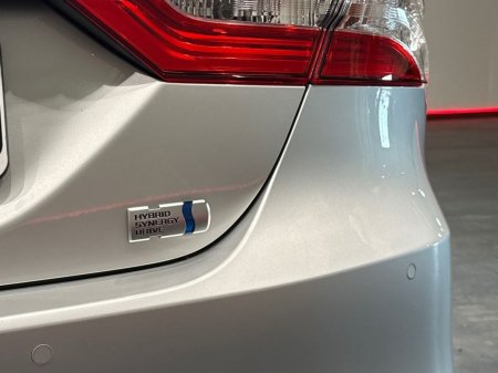 2020 Toyota Camry - photo 12