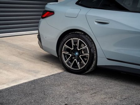 2023 BMW i4 - photo 7