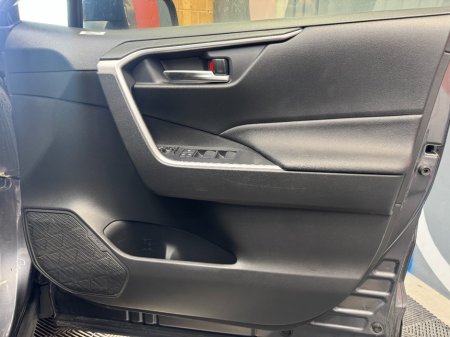 2021 Toyota RAV4 - photo 21