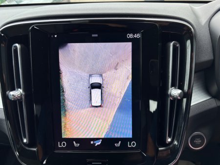 2023 Volvo XC40 - photo 10