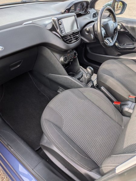 2016 Peugeot 208 - photo 16