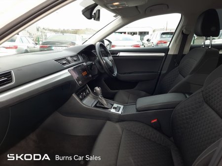 2021 Skoda Superb - photo 4