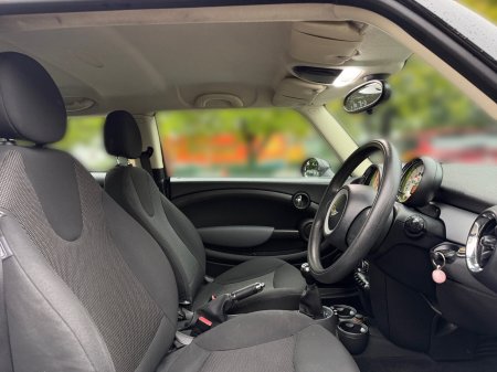 2010 Mini Cooper - photo 9