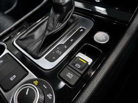 2018 Volkswagen Touareg - photo 24
