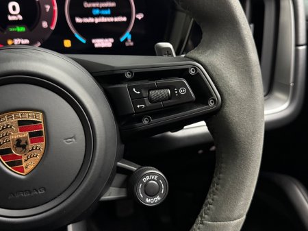 2024 Porsche Cayenne - photo 26