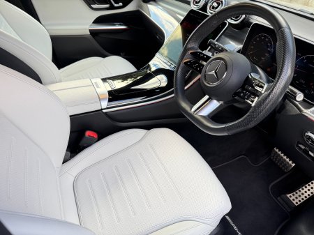 2025 Mercedes-Benz GLC - photo 9