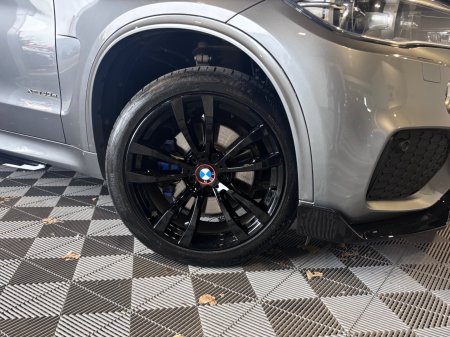2017 BMW X5 - photo 12