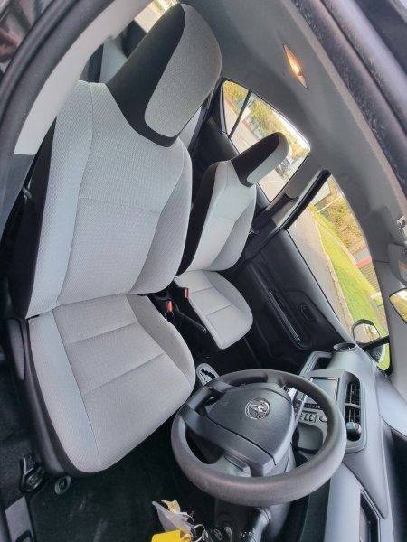 2020 Toyota Aqua - photo 13