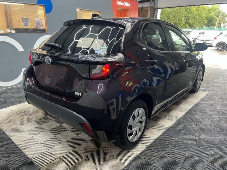 2020 Toyota Yaris - photo 3