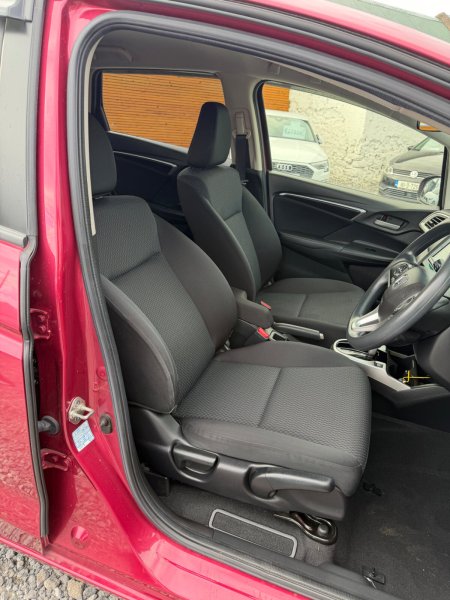 2017 Honda Fit - photo 8