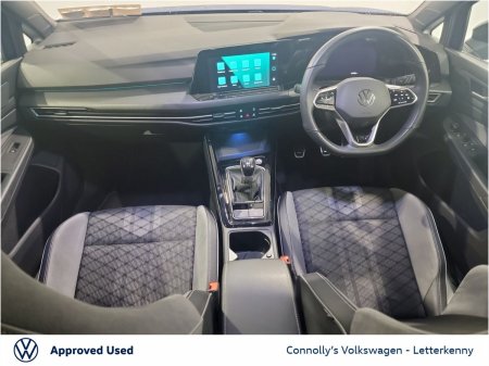 2023 Volkswagen Golf - photo 2