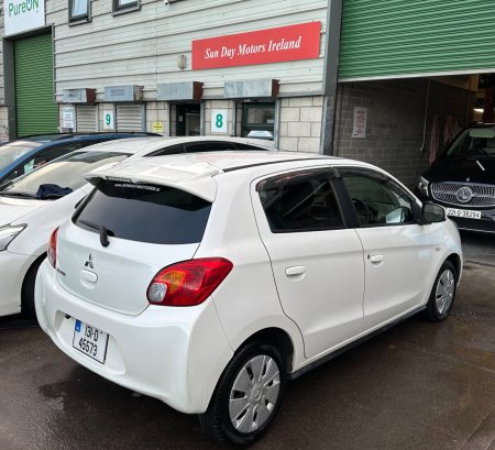 2013 Mitsubishi Mirage - photo 2