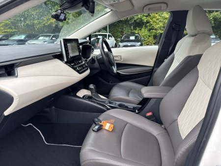 2020 Toyota Corolla - photo 6