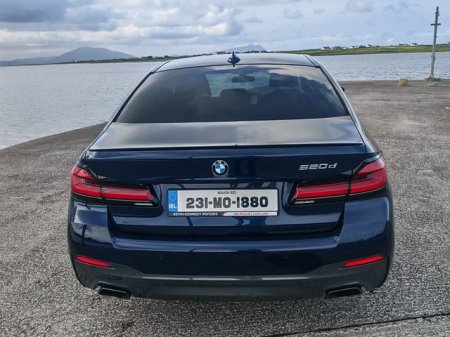 2023 BMW 5-Series - photo 6