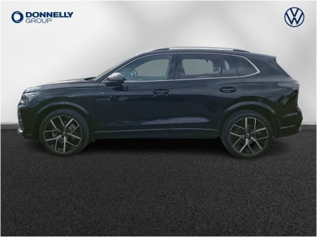 2025 Volkswagen Tiguan - photo 15