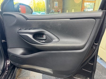 2021 Toyota Yaris - photo 19