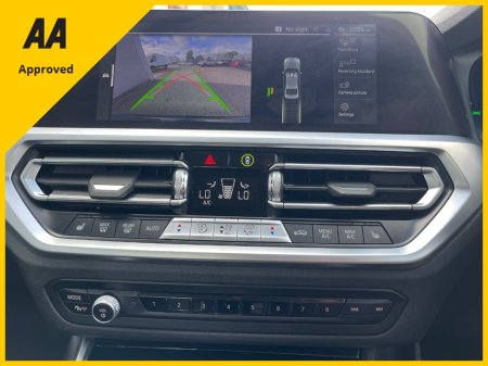2022 BMW 3-Series - photo 4