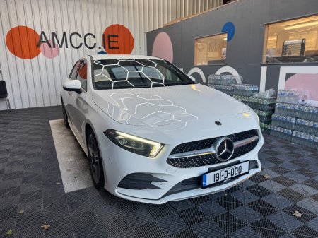 2019 Mercedes-Benz A-Class 2019 MERCEDES-BENZ A180 STYLE AMG LINE AUTOMATIC/ PARKING CAMERA/ CRUISE CONTROL/ PADDLE SHIFTERS AN