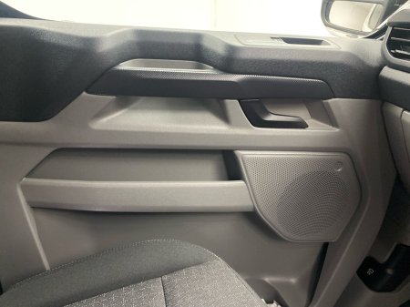 2026 Ford Transit Custom - photo 11