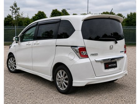 2015 Honda Freed - photo 6