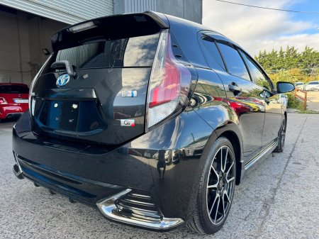 2015 Toyota Aqua - photo 3