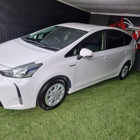2020 Toyota Prius - photo 3