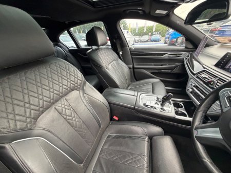 2018 BMW 7-Series - photo 18