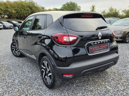 2019 Renault Captur - photo 2