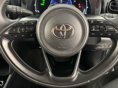 2026 Toyota Yaris Cross - photo 13