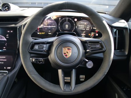 2026 Porsche Cayenne - photo 10