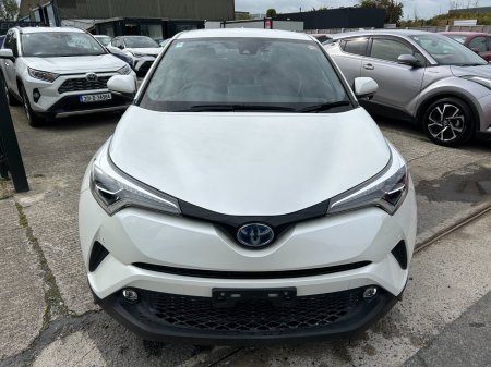 2019 Toyota C-HR - photo 2