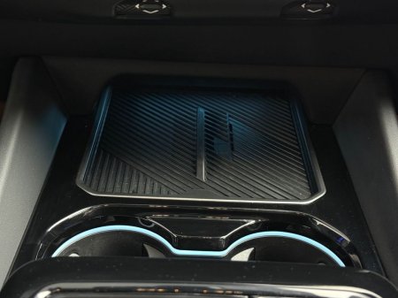 2024 BMW 5-Series - photo 18