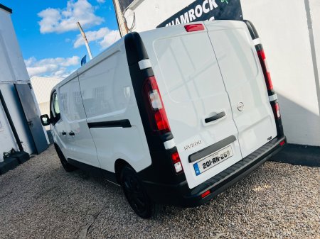 2020 Nissan NV300 - photo 3