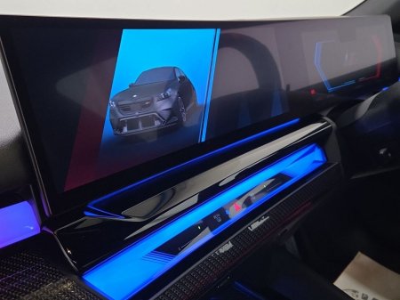2025 BMW M5 - photo 8