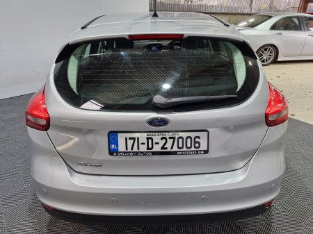 2017 Ford Focus - photo 18